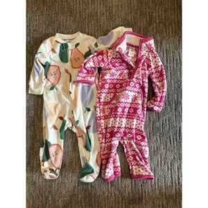 Carter's baby girl 6 month Fleece sleeper Romper Jumpsuit